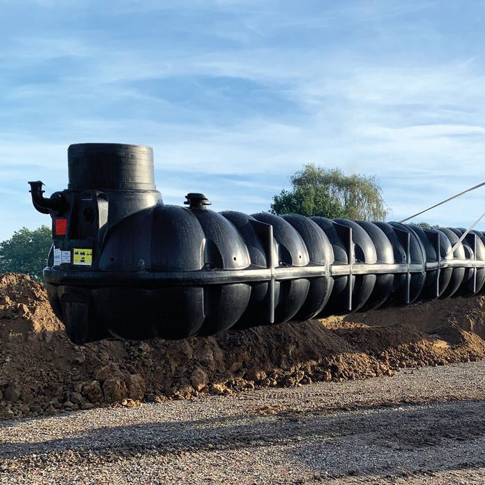 Cuve de rétention mise en place sur un chantier